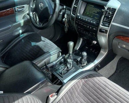 Черный Тойота Ленд Крузер Прадо, объемом двигателя 2.99 л и пробегом 260 тыс. км за 22000 $, фото 12 на Automoto.ua