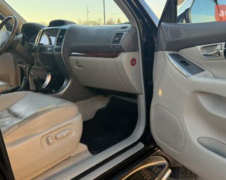 Черный Тойота Ленд Крузер Прадо, объемом двигателя 4 л и пробегом 270 тыс. км за 13500 $, фото 7 на Automoto.ua