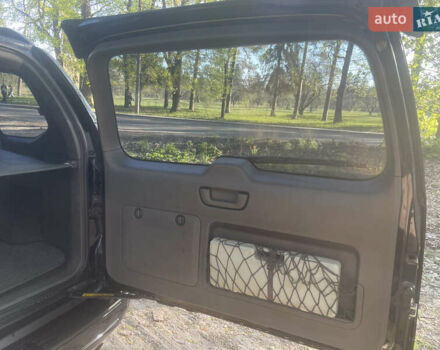 Черный Тойота Ленд Крузер Прадо, объемом двигателя 3.96 л и пробегом 270 тыс. км за 15500 $, фото 7 на Automoto.ua