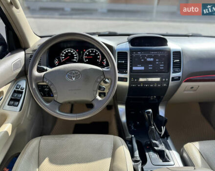 Черный Тойота Ленд Крузер Прадо, объемом двигателя 3.96 л и пробегом 347 тыс. км за 18800 $, фото 18 на Automoto.ua