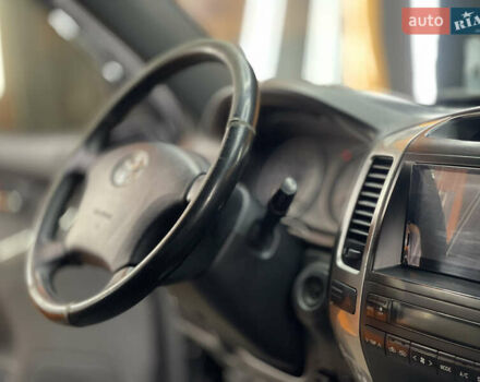 Черный Тойота Ленд Крузер Прадо, объемом двигателя 2.7 л и пробегом 310 тыс. км за 12500 $, фото 19 на Automoto.ua