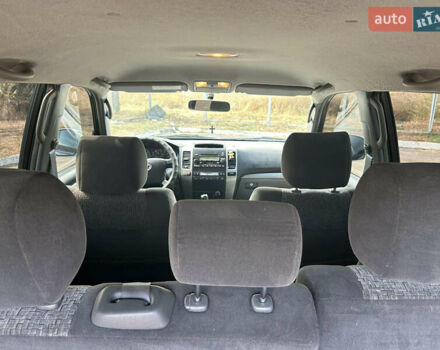 Черный Тойота Ленд Крузер Прадо, объемом двигателя 2.69 л и пробегом 287 тыс. км за 14800 $, фото 12 на Automoto.ua