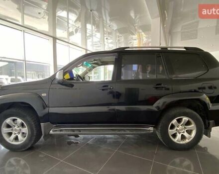 Черный Тойота Ленд Крузер Прадо, объемом двигателя 4 л и пробегом 395 тыс. км за 15300 $, фото 3 на Automoto.ua