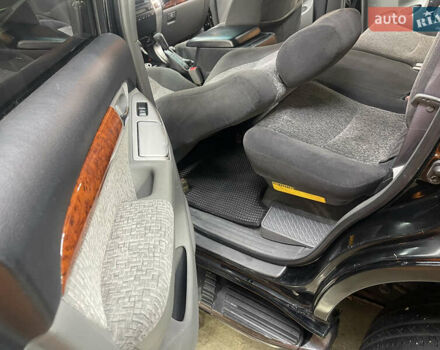 Черный Тойота Ленд Крузер Прадо, объемом двигателя 2.7 л и пробегом 310 тыс. км за 12500 $, фото 27 на Automoto.ua