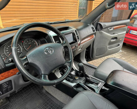 Черный Тойота Ленд Крузер Прадо, объемом двигателя 4 л и пробегом 233 тыс. км за 15700 $, фото 15 на Automoto.ua
