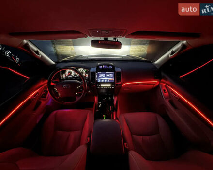 Черный Тойота Ленд Крузер Прадо, объемом двигателя 3.96 л и пробегом 347 тыс. км за 18800 $, фото 22 на Automoto.ua