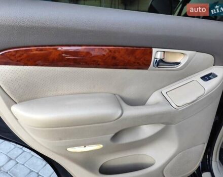 Черный Тойота Ленд Крузер Прадо, объемом двигателя 4 л и пробегом 252 тыс. км за 13950 $, фото 15 на Automoto.ua