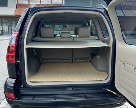 Черный Тойота Ленд Крузер Прадо, объемом двигателя 3.96 л и пробегом 347 тыс. км за 18800 $, фото 7 на Automoto.ua