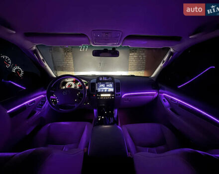 Черный Тойота Ленд Крузер Прадо, объемом двигателя 3.96 л и пробегом 347 тыс. км за 18800 $, фото 23 на Automoto.ua