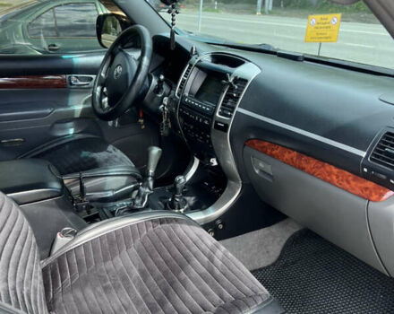 Черный Тойота Ленд Крузер Прадо, объемом двигателя 2.99 л и пробегом 260 тыс. км за 22000 $, фото 10 на Automoto.ua