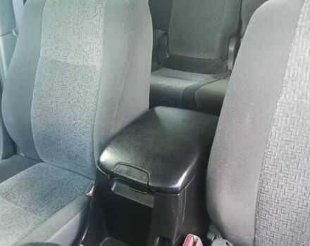 Черный Тойота Ленд Крузер Прадо, объемом двигателя 2.7 л и пробегом 223 тыс. км за 15500 $, фото 52 на Automoto.ua