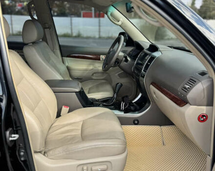 Черный Тойота Ленд Крузер Прадо, объемом двигателя 3.96 л и пробегом 347 тыс. км за 18800 $, фото 11 на Automoto.ua