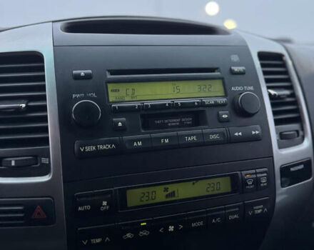 Черный Тойота Ленд Крузер Прадо, объемом двигателя 2.7 л и пробегом 255 тыс. км за 10500 $, фото 12 на Automoto.ua