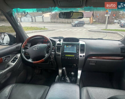 Чорний Тойота Ленд Крузер Прадо, об'ємом двигуна 3.96 л та пробігом 305 тис. км за 13800 $, фото 10 на Automoto.ua