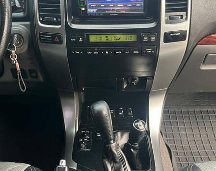 Чорний Тойота Ленд Крузер Прадо, об'ємом двигуна 4 л та пробігом 258 тис. км за 13999 $, фото 14 на Automoto.ua