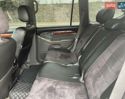 Черный Тойота Ленд Крузер Прадо, объемом двигателя 4 л и пробегом 292 тыс. км за 15500 $, фото 16 на Automoto.ua