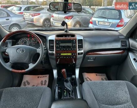 Черный Тойота Ленд Крузер Прадо, объемом двигателя 2.7 л и пробегом 223 тыс. км за 10900 $, фото 18 на Automoto.ua