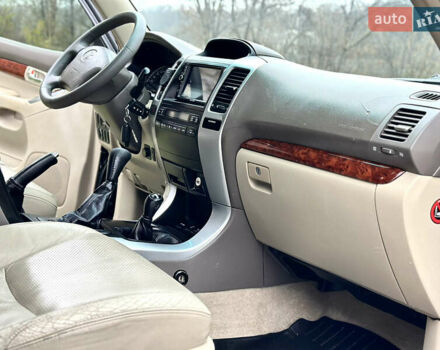 Черный Тойота Ленд Крузер Прадо, объемом двигателя 4 л и пробегом 285 тыс. км за 15800 $, фото 63 на Automoto.ua