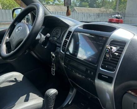 Черный Тойота Ленд Крузер Прадо, объемом двигателя 3.96 л и пробегом 258 тыс. км за 16500 $, фото 7 на Automoto.ua