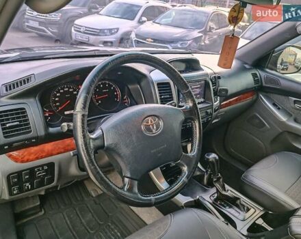 Черный Тойота Ленд Крузер Прадо, объемом двигателя 4 л и пробегом 313 тыс. км за 15490 $, фото 20 на Automoto.ua