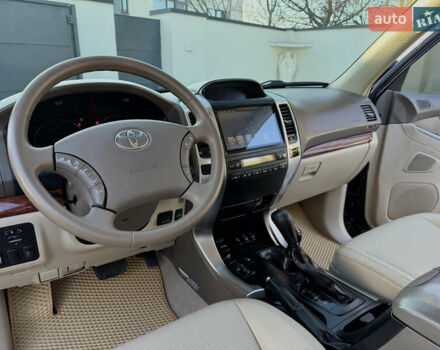 Чорний Тойота Ленд Крузер Прадо, об'ємом двигуна 4 л та пробігом 165 тис. км за 17950 $, фото 73 на Automoto.ua