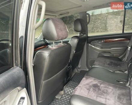 Черный Тойота Ленд Крузер Прадо, объемом двигателя 3.96 л и пробегом 290 тыс. км за 15550 $, фото 18 на Automoto.ua