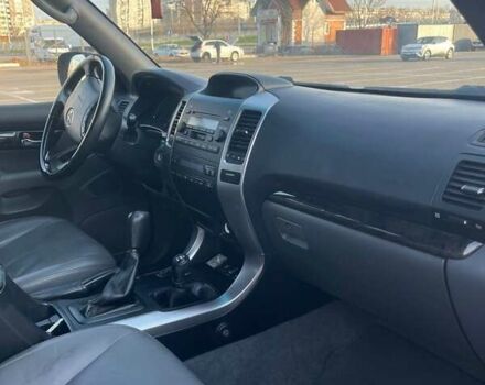 Чорний Тойота Ленд Крузер Прадо, об'ємом двигуна 4 л та пробігом 234 тис. км за 19500 $, фото 9 на Automoto.ua