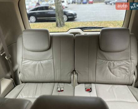 Черный Тойота Ленд Крузер Прадо, объемом двигателя 4 л и пробегом 207 тыс. км за 18300 $, фото 56 на Automoto.ua