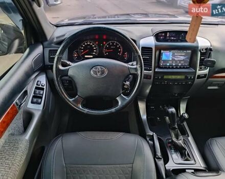 Черный Тойота Ленд Крузер Прадо, объемом двигателя 4 л и пробегом 313 тыс. км за 15490 $, фото 15 на Automoto.ua