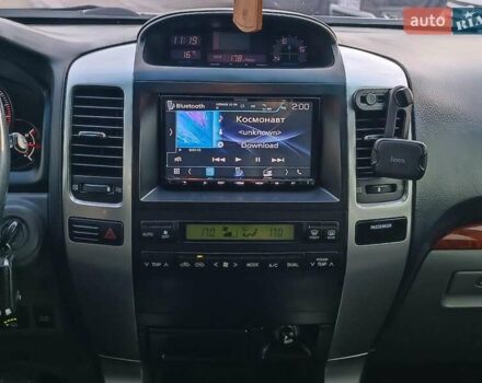 Черный Тойота Ленд Крузер Прадо, объемом двигателя 4 л и пробегом 313 тыс. км за 15490 $, фото 16 на Automoto.ua