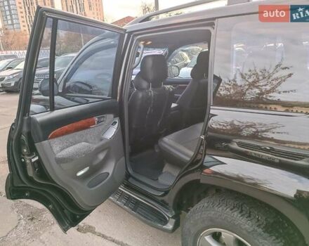 Черный Тойота Ленд Крузер Прадо, объемом двигателя 4 л и пробегом 313 тыс. км за 15490 $, фото 12 на Automoto.ua