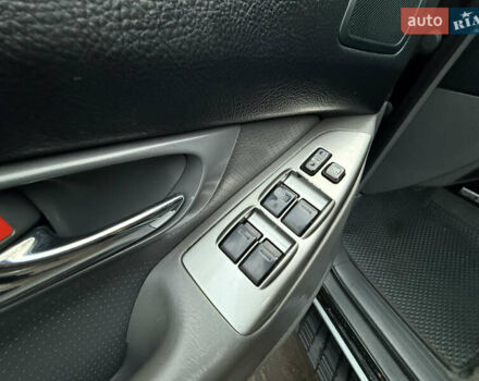 Чорний Тойота Ленд Крузер Прадо, об'ємом двигуна 2.98 л та пробігом 278 тис. км за 16900 $, фото 3 на Automoto.ua