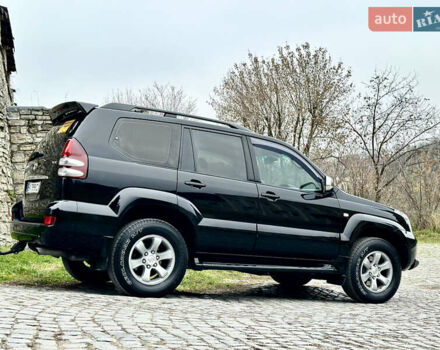 Черный Тойота Ленд Крузер Прадо, объемом двигателя 4 л и пробегом 285 тыс. км за 15800 $, фото 2 на Automoto.ua