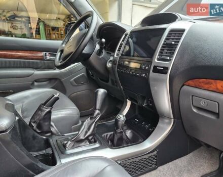 Черный Тойота Ленд Крузер Прадо, объемом двигателя 3.96 л и пробегом 288 тыс. км за 14100 $, фото 28 на Automoto.ua