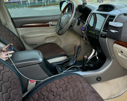 Чорний Тойота Ленд Крузер Прадо, об'ємом двигуна 4 л та пробігом 295 тис. км за 16500 $, фото 21 на Automoto.ua