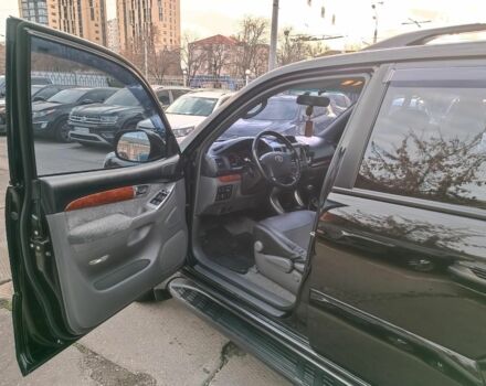 Черный Тойота Ленд Крузер Прадо, объемом двигателя 4 л и пробегом 313 тыс. км за 15490 $, фото 18 на Automoto.ua