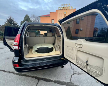 Черный Тойота Ленд Крузер Прадо, объемом двигателя 4 л и пробегом 292 тыс. км за 15500 $, фото 19 на Automoto.ua