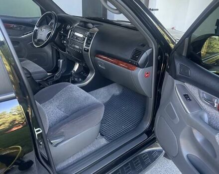 Черный Тойота Ленд Крузер Прадо, объемом двигателя 4 л и пробегом 320 тыс. км за 18500 $, фото 12 на Automoto.ua