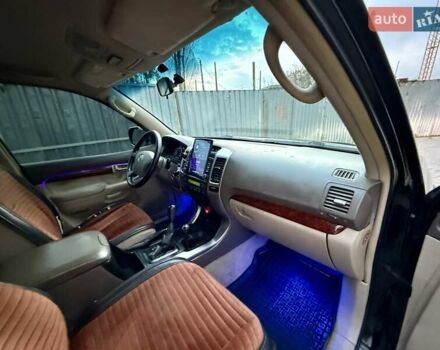 Черный Тойота Ленд Крузер Прадо, объемом двигателя 4 л и пробегом 331 тыс. км за 10999 $, фото 51 на Automoto.ua