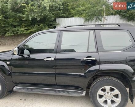 Черный Тойота Ленд Крузер Прадо, объемом двигателя 3.96 л и пробегом 290 тыс. км за 15550 $, фото 5 на Automoto.ua
