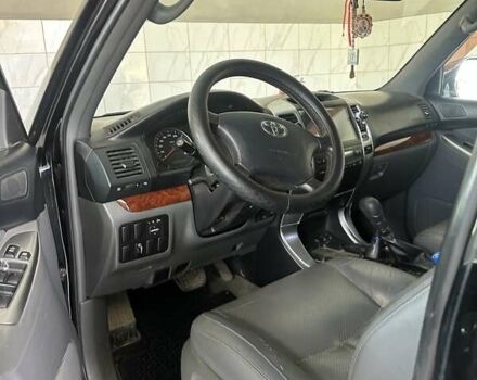 Черный Тойота Ленд Крузер Прадо, объемом двигателя 3.96 л и пробегом 258 тыс. км за 16500 $, фото 13 на Automoto.ua