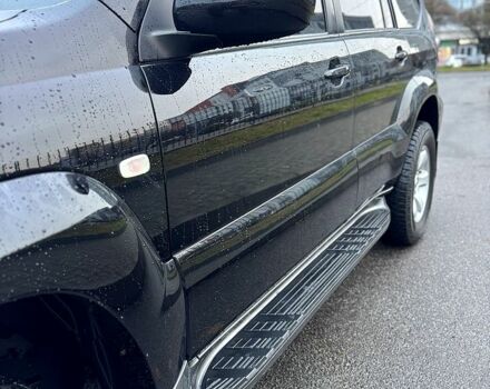 Черный Тойота Ленд Крузер Прадо, объемом двигателя 4 л и пробегом 210 тыс. км за 15500 $, фото 2 на Automoto.ua