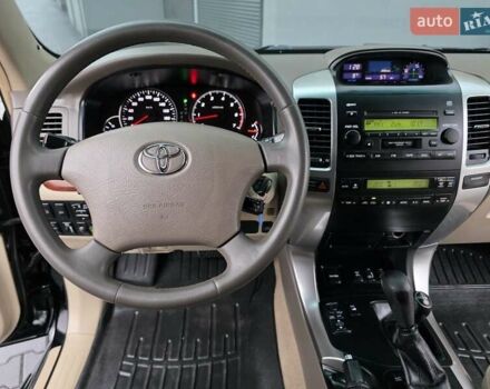 Чорний Тойота Ленд Крузер Прадо, об'ємом двигуна 4 л та пробігом 260 тис. км за 12999 $, фото 23 на Automoto.ua