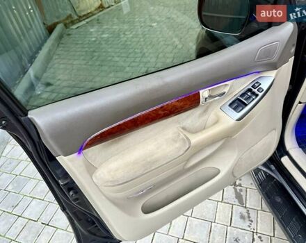 Черный Тойота Ленд Крузер Прадо, объемом двигателя 4 л и пробегом 331 тыс. км за 10999 $, фото 64 на Automoto.ua