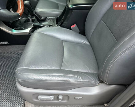 Чорний Тойота Ленд Крузер Прадо, об'ємом двигуна 2.98 л та пробігом 278 тис. км за 16900 $, фото 21 на Automoto.ua