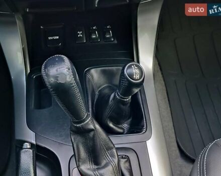 Черный Тойота Ленд Крузер Прадо, объемом двигателя 4 л и пробегом 313 тыс. км за 15490 $, фото 27 на Automoto.ua