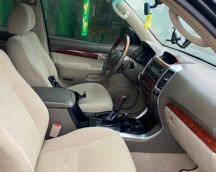 Чорний Тойота Ленд Крузер Прадо, об'ємом двигуна 3.98 л та пробігом 247 тис. км за 16500 $, фото 18 на Automoto.ua