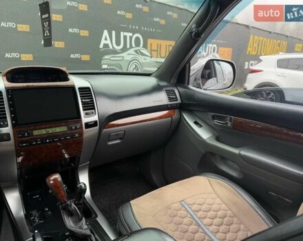 Чорний Тойота Ленд Крузер Прадо, об'ємом двигуна 4 л та пробігом 288 тис. км за 15000 $, фото 14 на Automoto.ua