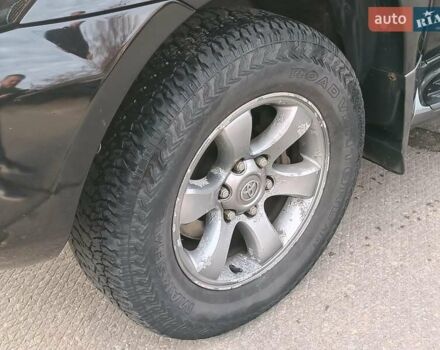 Черный Тойота Ленд Крузер Прадо, объемом двигателя 4 л и пробегом 313 тыс. км за 15490 $, фото 3 на Automoto.ua