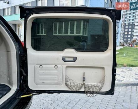 Черный Тойота Ленд Крузер Прадо, объемом двигателя 4 л и пробегом 331 тыс. км за 10999 $, фото 30 на Automoto.ua